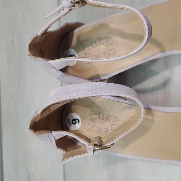 NEW Naturalizer Womens Vera Blue Ankle Suede Strap Heels Sandals Shoes sz 9 - Picture 5 of 14